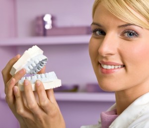 protezirovanie-zubov-v-rostove-na-donu